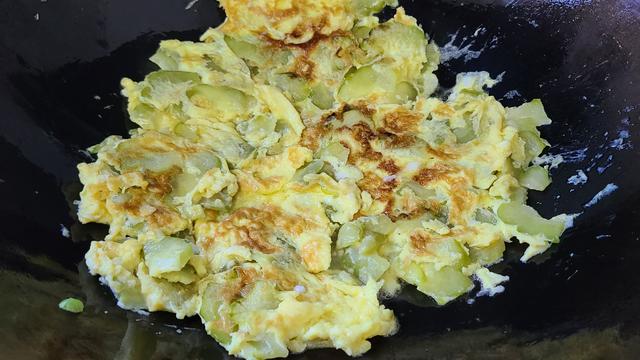 天气热，广东人经常吃这一道美味家常菜，清热下火又好吃