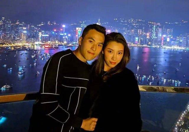 何猷启前妻发文证实离婚消息，称“不要去迁就委屈自己”引猜想