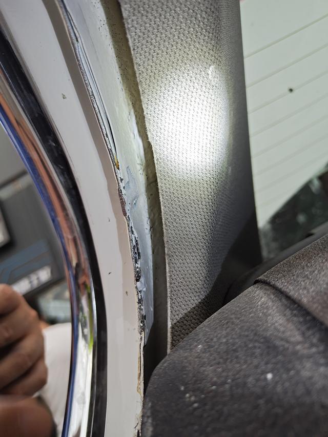 聽(tīng)說(shuō)有人想看BMW“拼接.事故車”今天，它來(lái)了