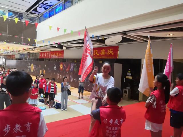 共同聚焦南昌华南城系列活动2020南昌市首届航天科普展火热进行时