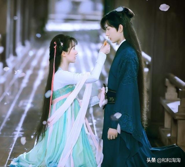 永远|“男冷女懵”的设定永远好嗑！《琉璃》 刚甜就虐 网友大喊追定了