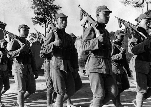 敌后游击队（少见的抗战图集）