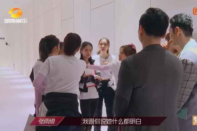 黄圣依丁当都被骂惨了，作精最多的这组问题到底出在哪儿？