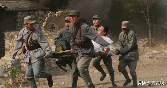 1948年发生在河北的故事：敌人用碎玻璃定位，毛泽东两次化险为夷