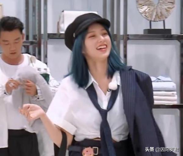 《跑男》太偏心，不仅给baby压轴出场，服装也比五位女嘉宾好看