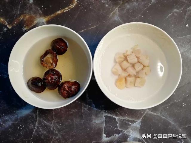 新花生上市，老泉州人就好这一口，花生咸粥，粉糯香甜，无敌美味