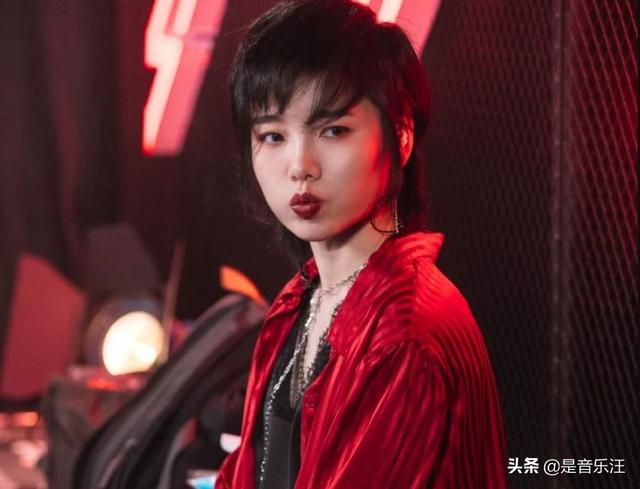 一分钟一万票，许飞为了回到《浪姐》挖空心思