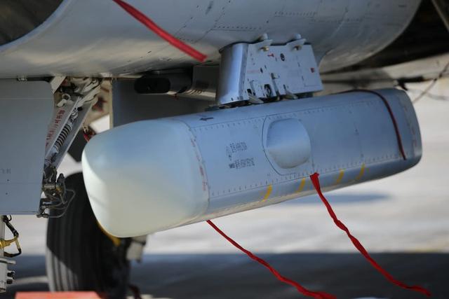 歼-10C战斗机性能究竟如何？能否站在三代半战机