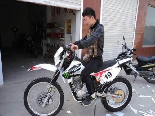 地平线摩托车，好看不看买