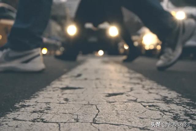 中国式宽容，非蠢即坏
