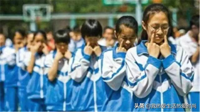 为什么“贵族学校”女生校服是裙子，普通学校