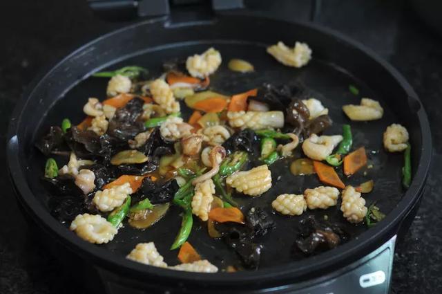 鱿鱼的家常做法，美味下饭，值得拥有