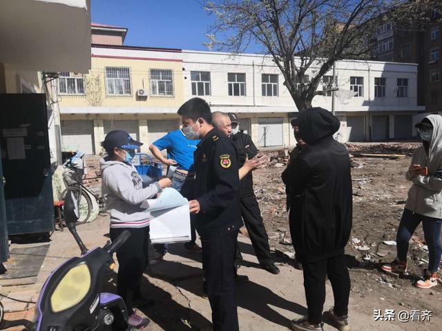 「齐齐哈尔关注」一厂社区积极开展征兵工作