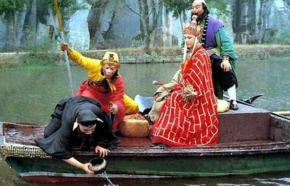 唐僧在女儿国破了四戒？与蝎子精诡异的对话道