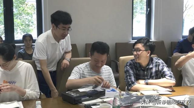 “名校进名企”—中国石油大学（华东）师生到访新诤信参观交流