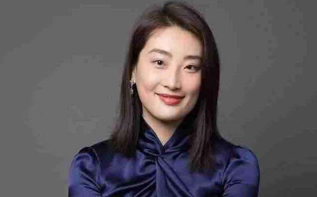 娃哈哈女继承人宗馥莉，资产过千亿，38岁仍旧未婚，其父公开招亲