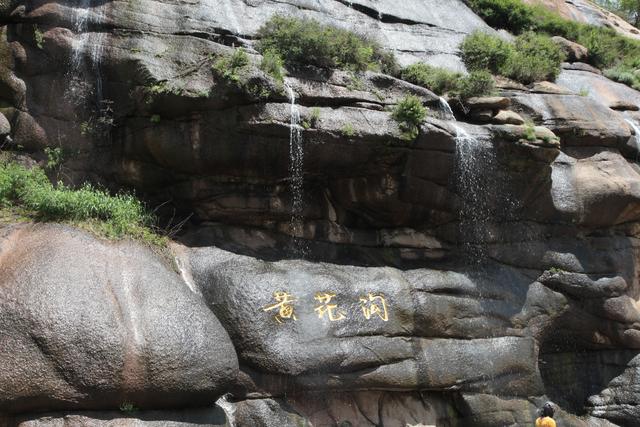 《相会敖包》在辉腾锡勒黄花沟草原旅游区窝阔台大剧院震撼首演