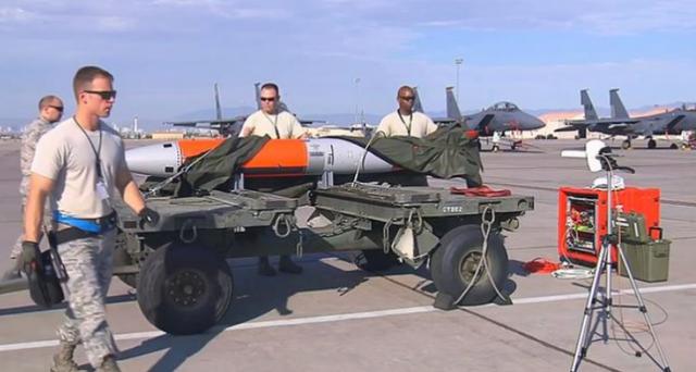 德国不要的波兰要，欢迎核武器进驻，俄罗斯：