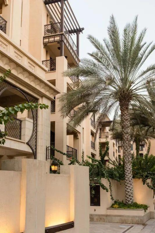 海外置业真的香？杭州女子迪拜炒房，一套房子亏掉400多