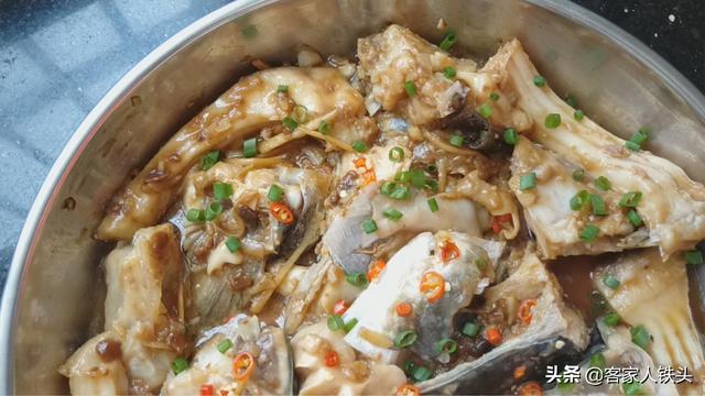 越热越爱做的一道懒人菜，十几分钟出锅，营养好吃还便宜，超简单