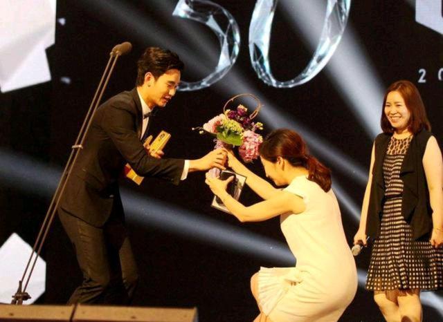 科学综艺娱乐化？《最强大脑》没请科学家，有争议的她却一直在