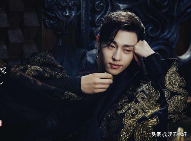 朱一龙、邓伦罕见并列热搜，双双挑战新造型，