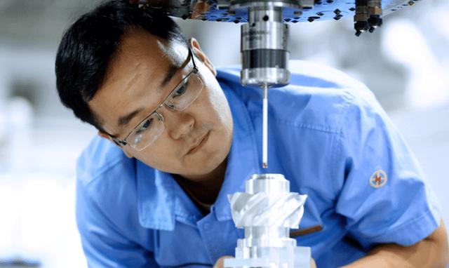 提高工人工资待遇已刻不容缓了