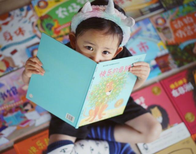 躲过了长大后的多多，却没躲过黄磊的小女儿，