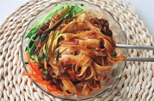 大热天，最爱给家人做这3道面食，冰凉爽口，夏天吃，真是太爽了