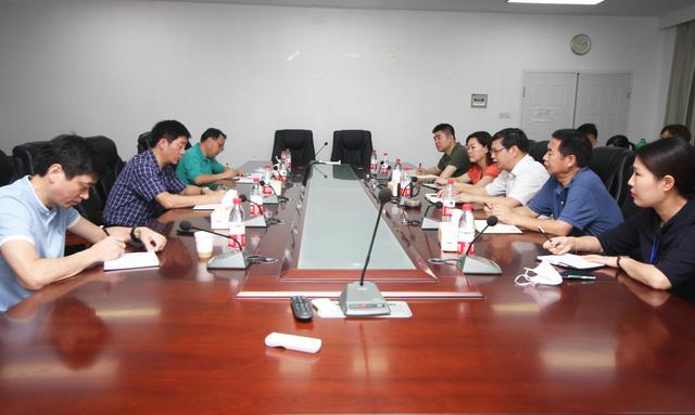 南昌市审计局局长万仁如一行莅临我院调研指导