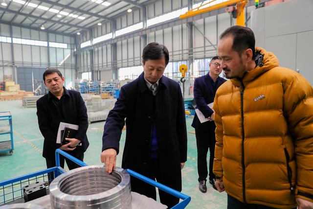 济南新材料产业园区管委会主任陈西武到机械制造类企业调研