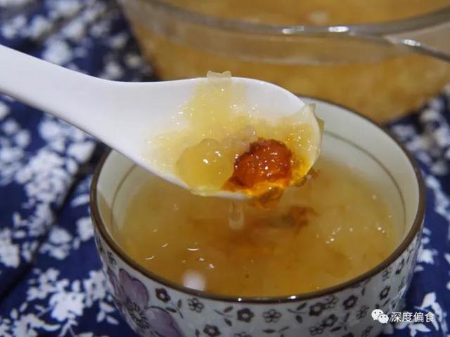 炖桃胶
