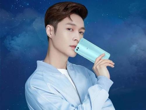 手机厂商新玩法，推出明星定制机，10000台定制机