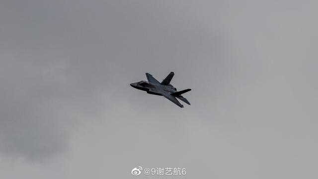歼31去掉空速管意味着什么？鹘鹰进入原型机时代