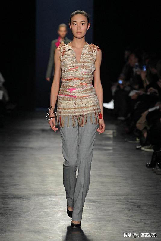 曾是华谊老板娘，离婚后为陈冠希未婚生子，如