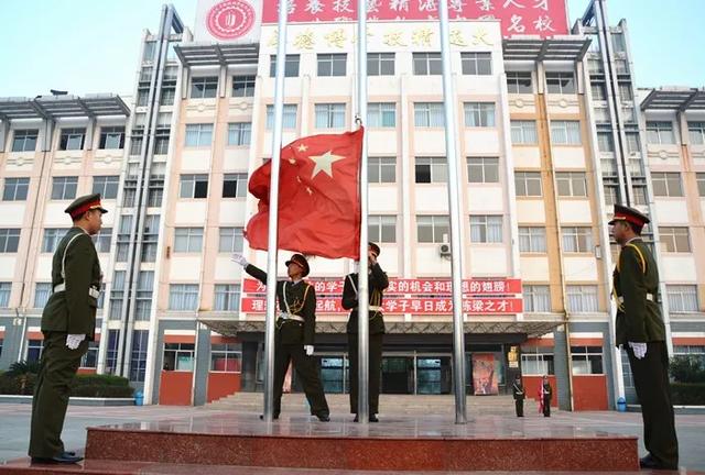 绵阳这所民办大学拥有众多国省市级荣誉，学费普遍低于同类院校