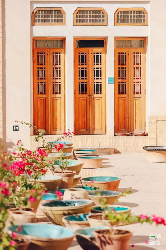 人均500元！这座有海有羊有草原的小城，随手一拍尽显异国风情