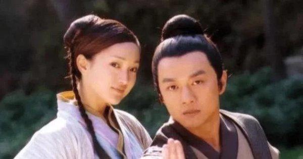 49岁李亚鹏做生意赔数千万，满面愁容很颓废，连女儿都养不起了