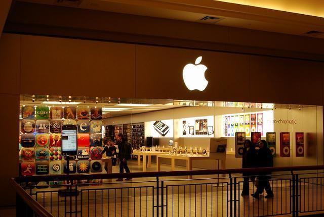 2600000000元！苹果开启“印钞机”模式，库克这次