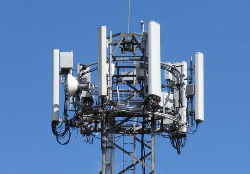 喜事连连！中国企业突破蒸镀机技术瓶颈，成功