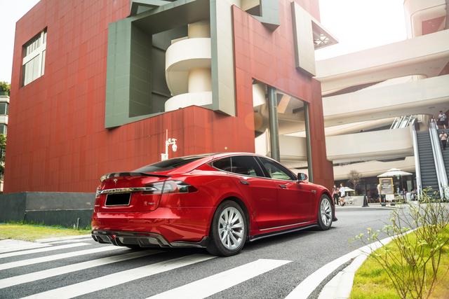 梦想科技 敢为人先—CMST||Tesla Model S改装升级