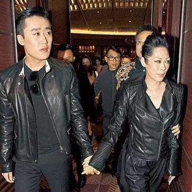 当年和王菲争夺歌后，辱骂内地人没素质，却恋上小23岁内地男友？