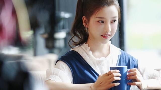 姜贞羽含泪发文退赛，《创3》失去“异域”美女