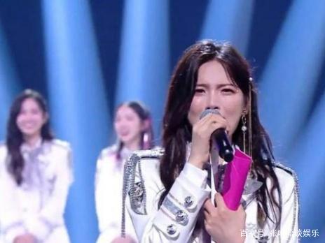 明星出道的机缘巧合，肖战出道前是设计师，沈月被当成模特救场