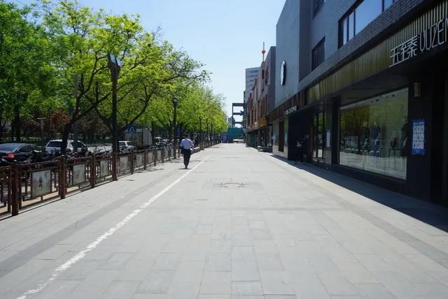 疫情下北京大学周边店铺的生存实况——亏损、