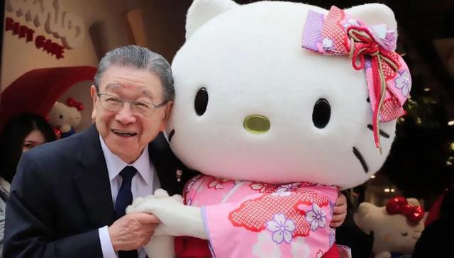 Hello Kitty的中年危机