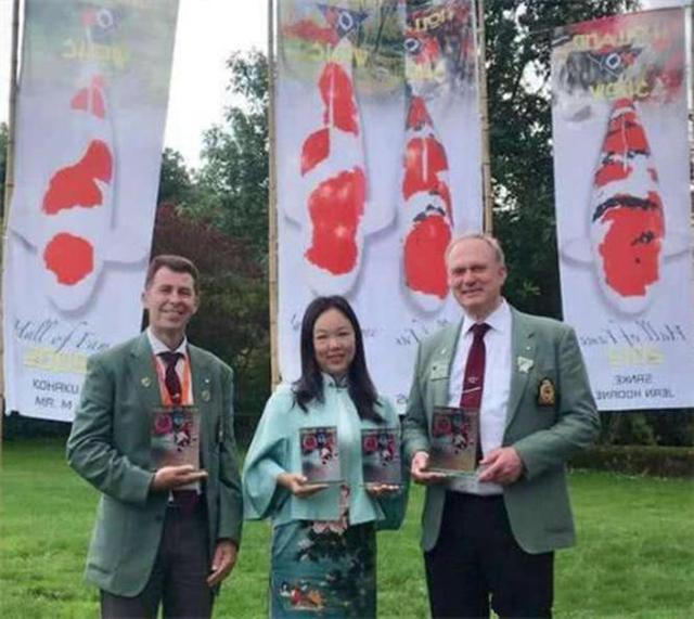 为还父亲2亿债务，她从清华辍学养鱼，15年后，