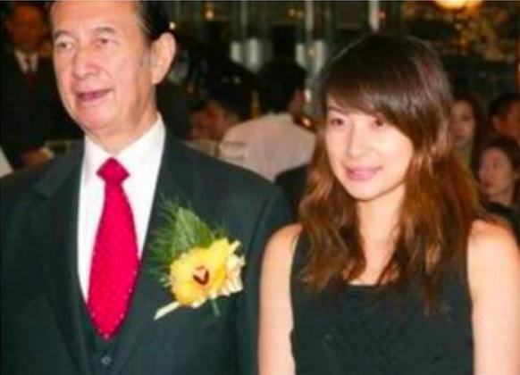 郭晶晶为啥也去送别何鸿燊，若没何鸿燊，郭晶晶就不会嫁入霍家