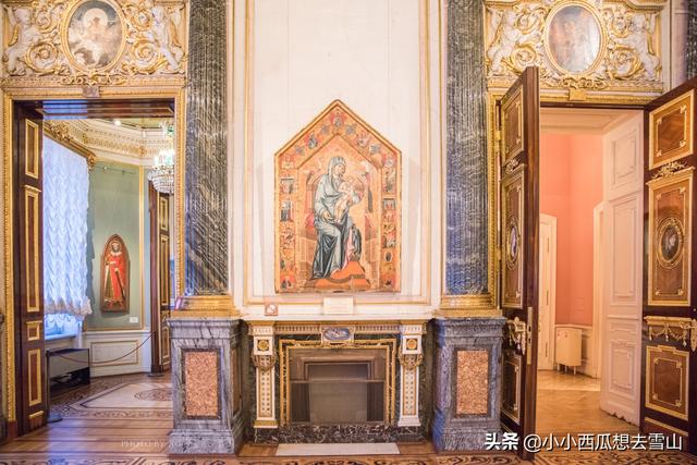 俄罗斯旅游的灵魂景点之一，圣彼得堡的地标建筑，堪称艺术的宝库