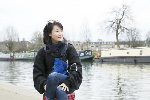 51岁的许晴：情史如此丰富，为何至今仍单身？网友表示：不敢娶